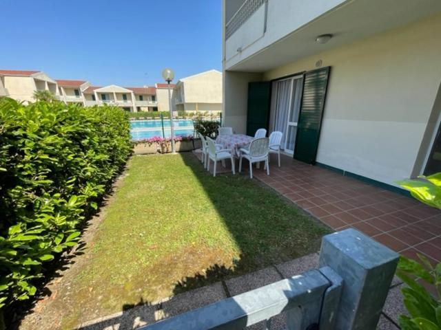 Apartament With Swimming Pool Leilighet Caorle Eksteriør bilde